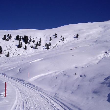 Haus Mattle Apartman Pettneu am Arlberg Kültér fotó
