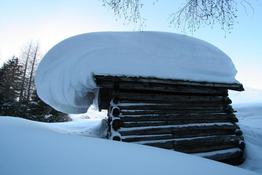 Haus Mattle Apartman Pettneu am Arlberg Kültér fotó