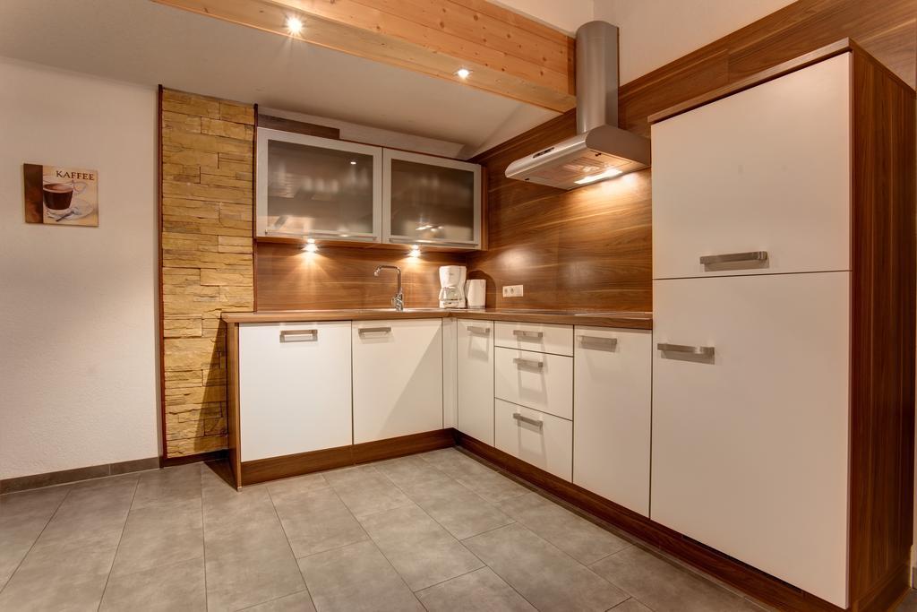 Haus Mattle Apartman Pettneu am Arlberg Szoba fotó