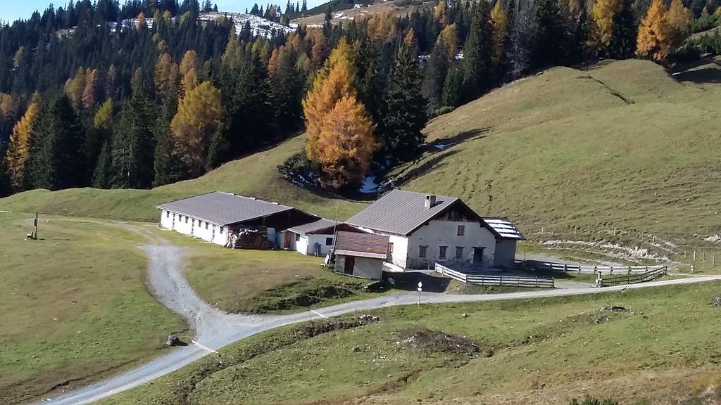 Haus Mattle Apartman Pettneu am Arlberg Kültér fotó