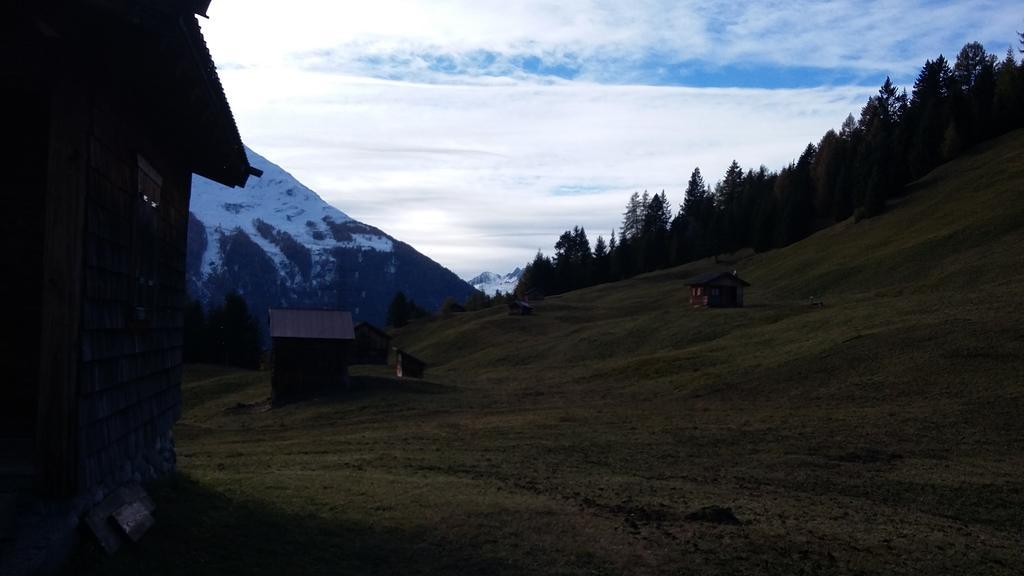 Haus Mattle Apartman Pettneu am Arlberg Kültér fotó